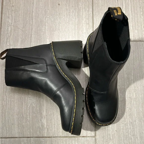 New Dr Marten Spence Heeled Boots - Picture 4 of 9